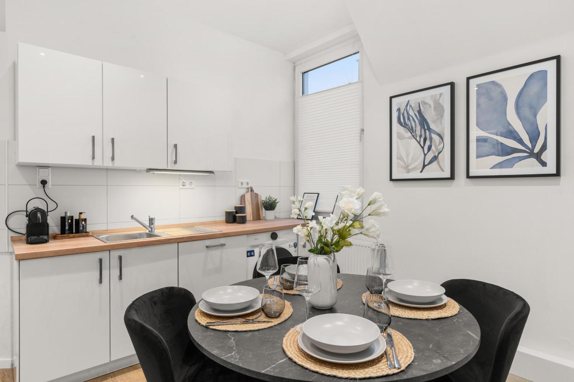 Shiny Homes - Elegant City Apartments Bielefeld Bagian luar foto