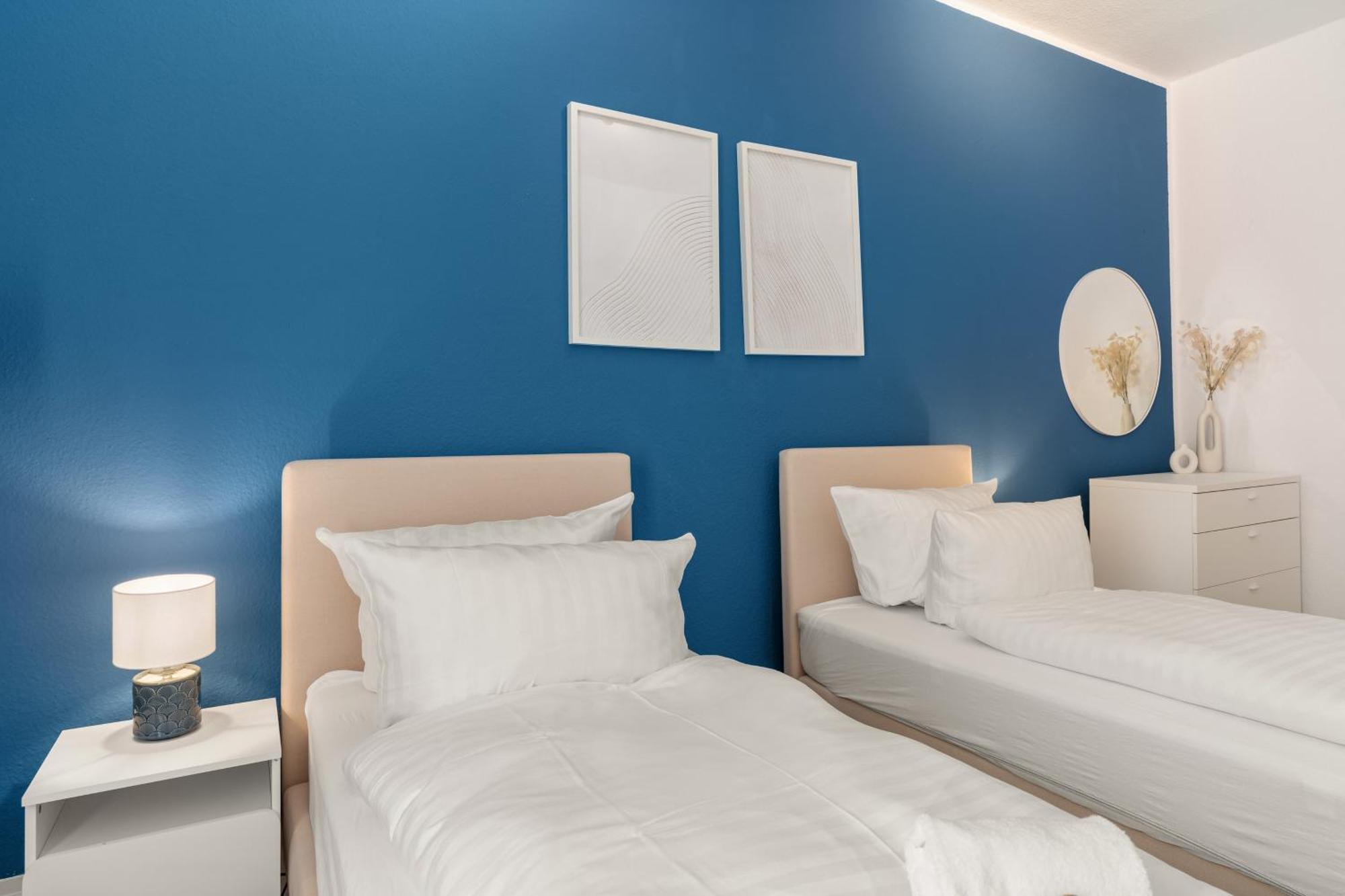Shiny Homes - Elegant City Apartments Bielefeld Bagian luar foto