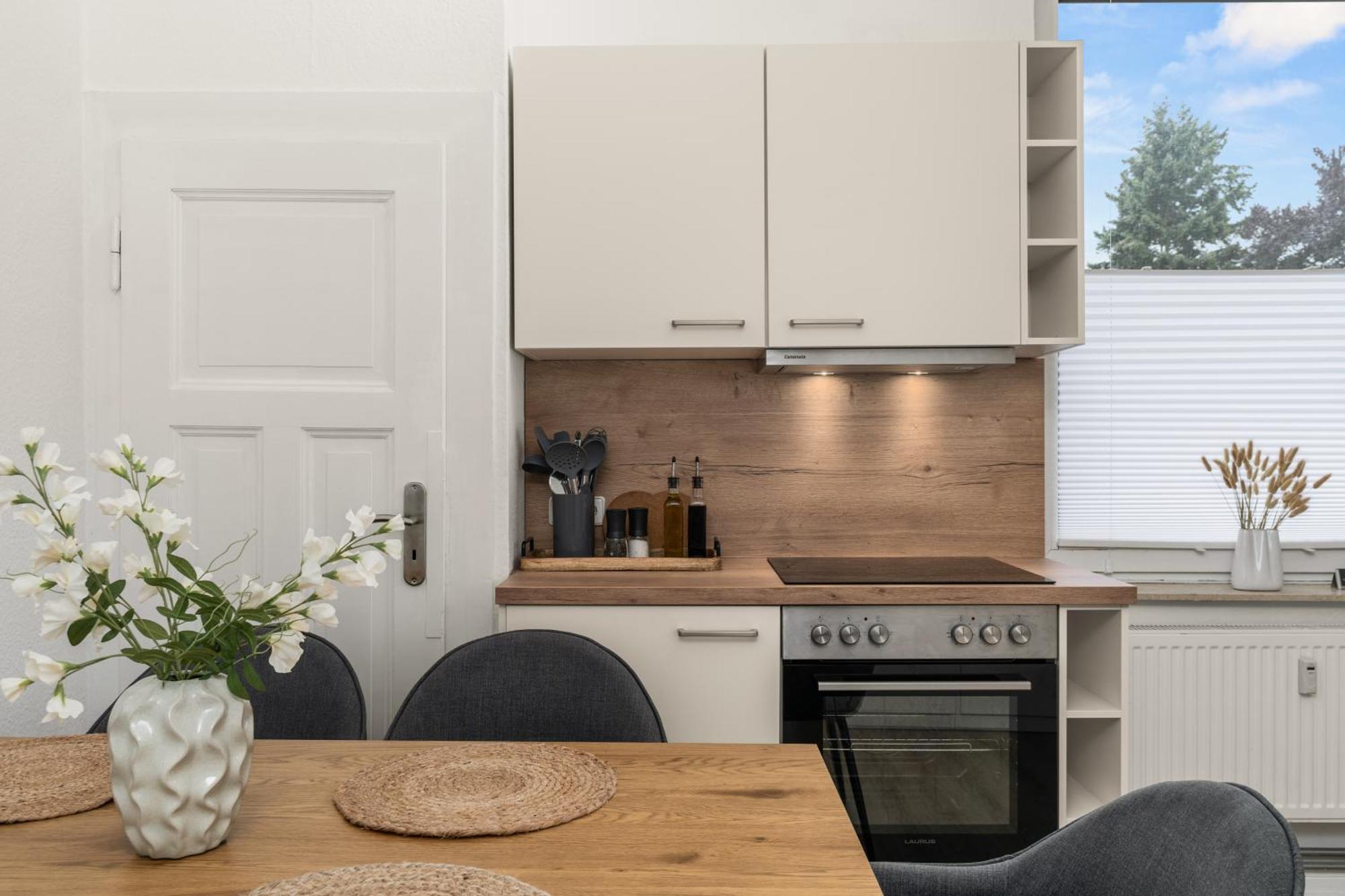 Shiny Homes - Elegant City Apartments Bielefeld Bagian luar foto